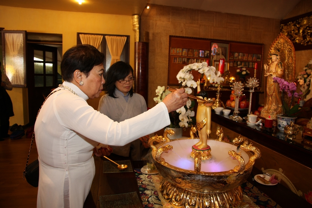 Sau 20 năm, rốt cuộc ngôi chùa Khánh An ở Evry ngôi chùa lớn nhất Châu Âu cũng được hoàn tất