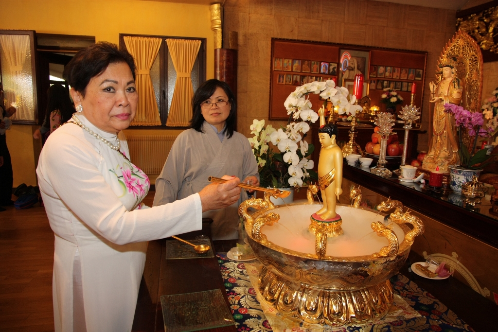 Sau 20 năm, rốt cuộc ngôi chùa Khánh An ở Evry ngôi chùa lớn nhất Châu Âu cũng được hoàn tất