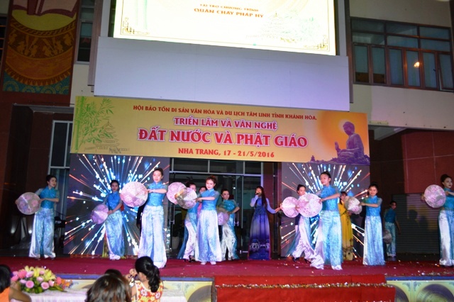 Khánh Hòa: Triển lãm, Văn nghệ Kính mừng Đại lễ Phật đản