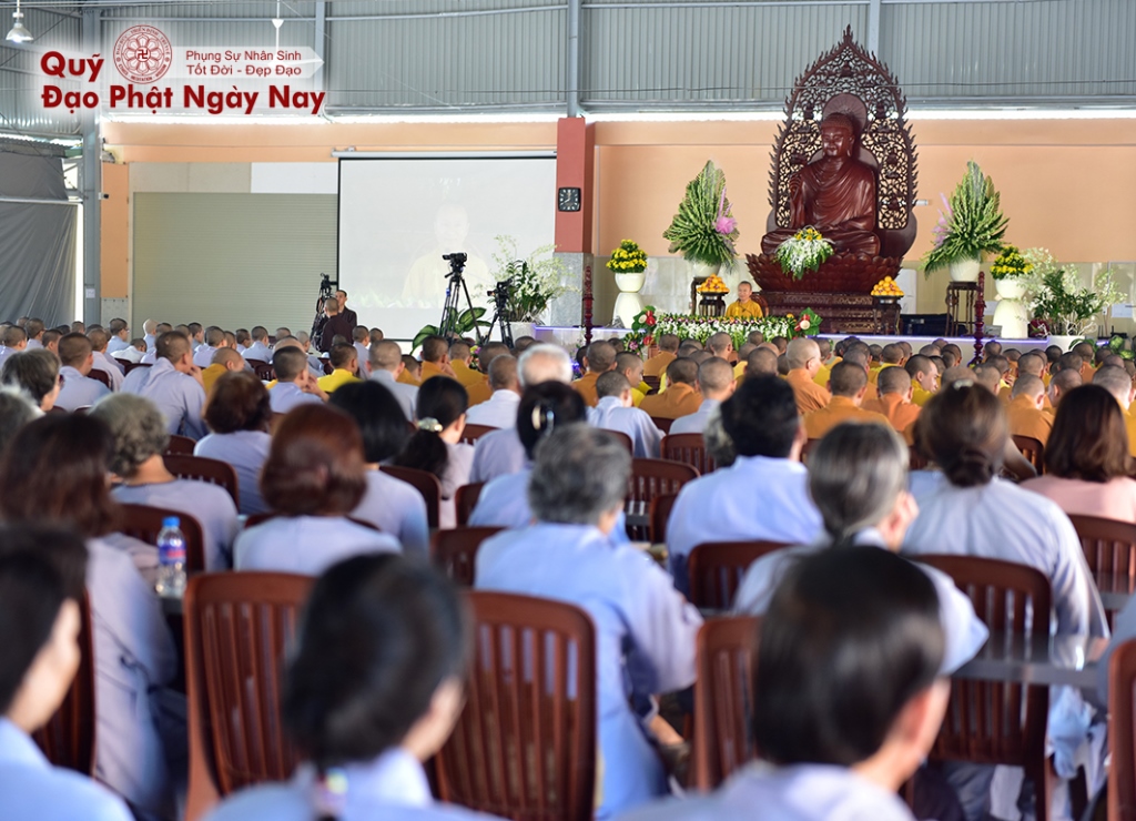 Quỹ Đạo Phật Ngày Nay: Tổng kết cúng dường Trai tăng Học viện Phật Giáo Việt Nam tại TP.HCM_cơ sở Lê Minh Xuân T7/2016 ( C76c)