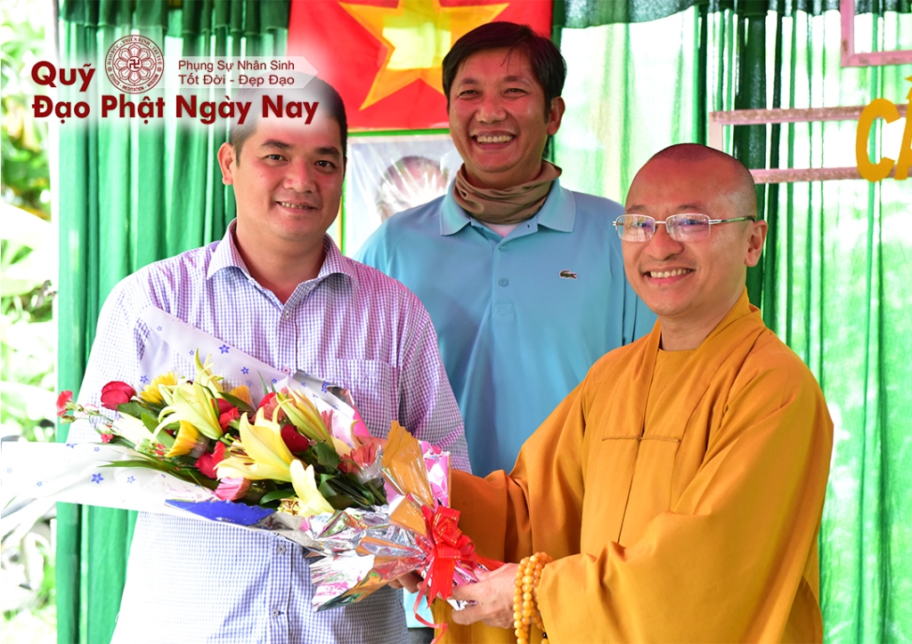 Quỹ Đạo Phật Ngày Nay: Tổng kết chương trình khánh thành cầu và trao quà tại Sóc Trăng, Cà Mau, An Giang (c72c)