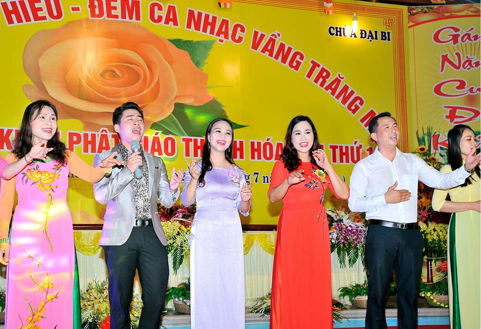 Chùa Đại Bi kỉ niệm 10 năm chương trình &#039;&#039;Vầng Trăng Mẹ&#039;&#039;