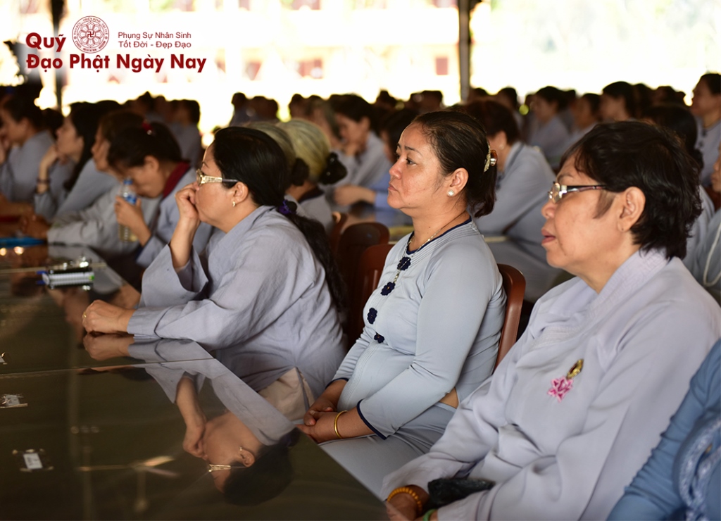 Quỹ Đạo Phật Ngày Nay: Tổng kết cúng dường Trai tăng Học viện Phật Giáo Việt Nam tại TP.HCM_cơ sở Lê Minh Xuân T7/2016 ( C76c)