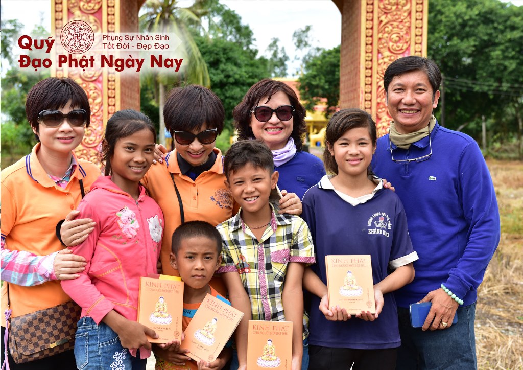 Quỹ Đạo Phật Ngày Nay: Tổng kết chương trình khánh thành cầu và trao quà tại Sóc Trăng, Cà Mau, An Giang (c72c)