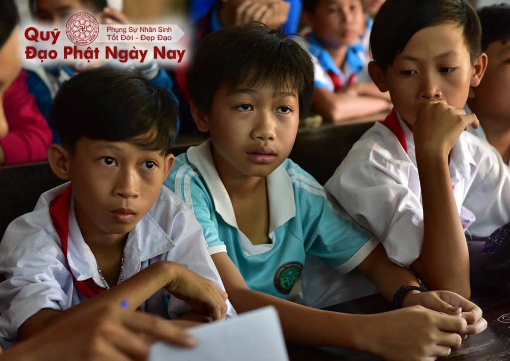 Quỹ Đạo Phật Ngày Nay: Tổng kết chương trình khánh thành cầu và trao quà tại Sóc Trăng, Cà Mau, An Giang (c72c)