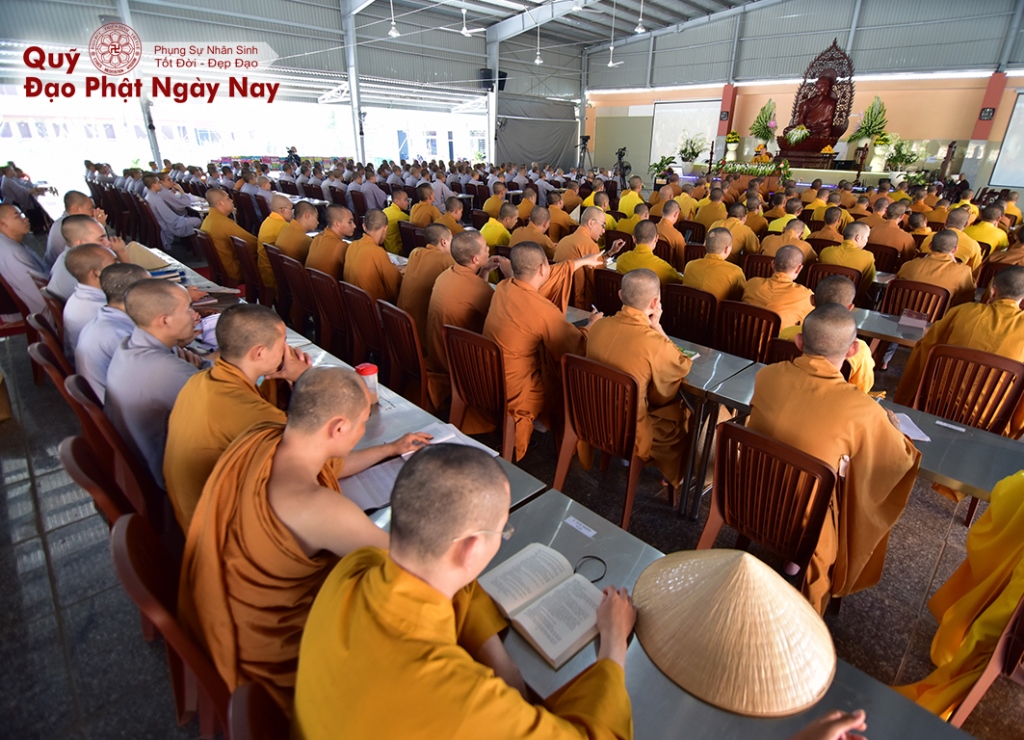 Quỹ Đạo Phật Ngày Nay: Tổng kết cúng dường Trai tăng Học viện Phật Giáo Việt Nam tại TP.HCM_cơ sở Lê Minh Xuân T7/2016 ( C76c)