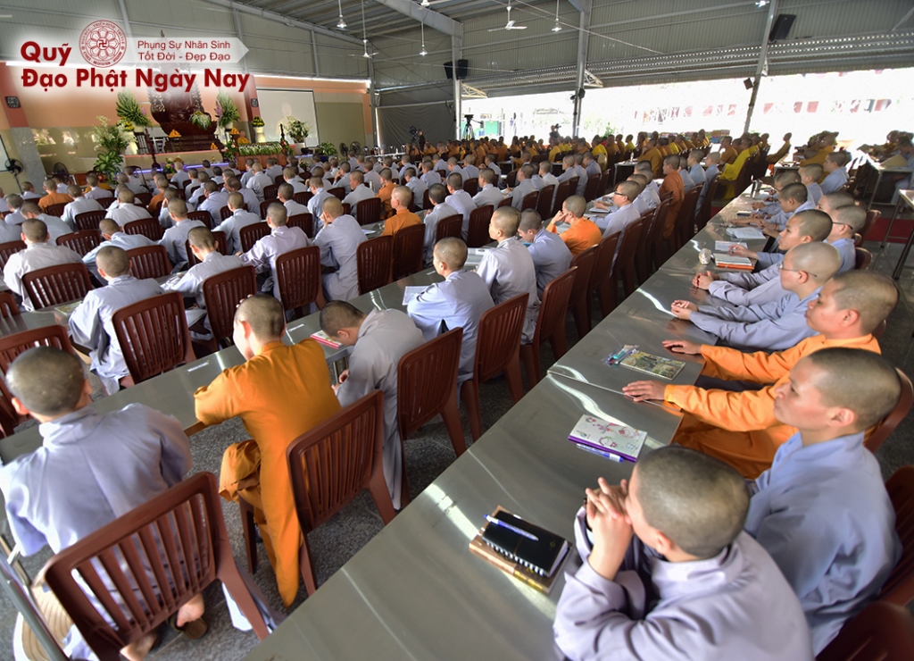 Quỹ Đạo Phật Ngày Nay: Tổng kết cúng dường Trai tăng Học viện Phật Giáo Việt Nam tại TP.HCM_cơ sở Lê Minh Xuân T7/2016 ( C76c)