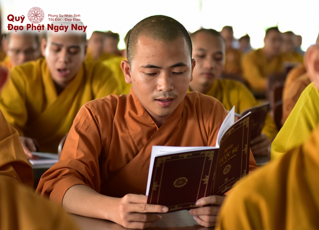 Quỹ Đạo Phật Ngày Nay: Tổng kết cúng dường Trai tăng Học viện Phật Giáo Việt Nam tại TP.HCM_cơ sở Lê Minh Xuân T7/2016 ( C76c)