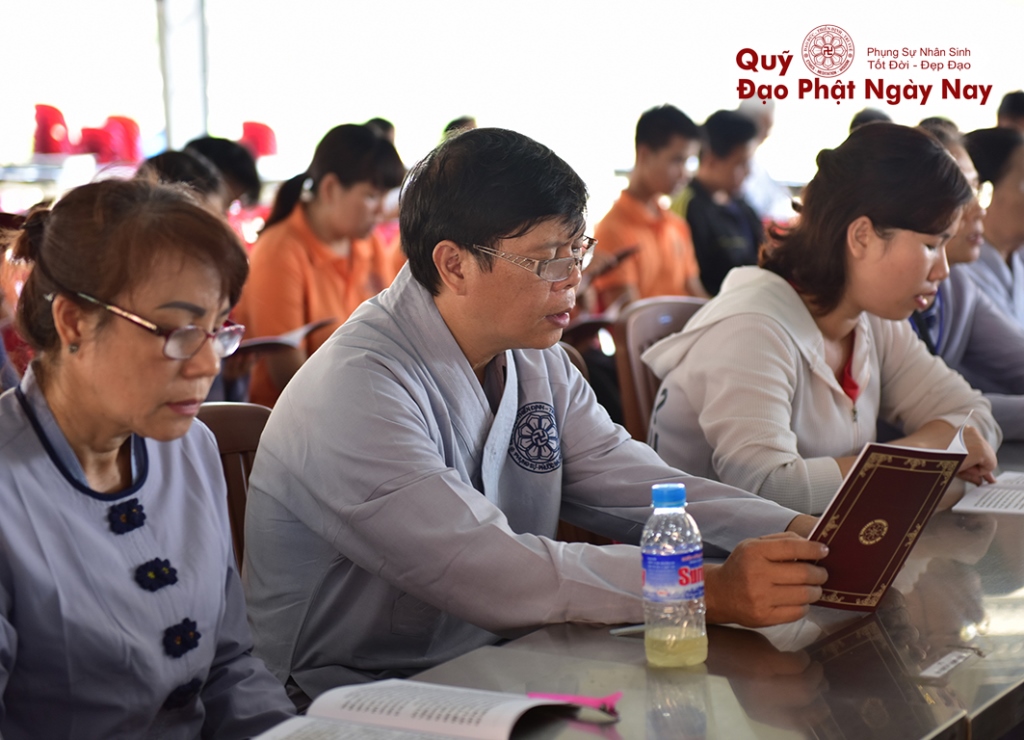 Quỹ Đạo Phật Ngày Nay: Tổng kết cúng dường Trai tăng Học viện Phật Giáo Việt Nam tại TP.HCM_cơ sở Lê Minh Xuân T7/2016 ( C76c)