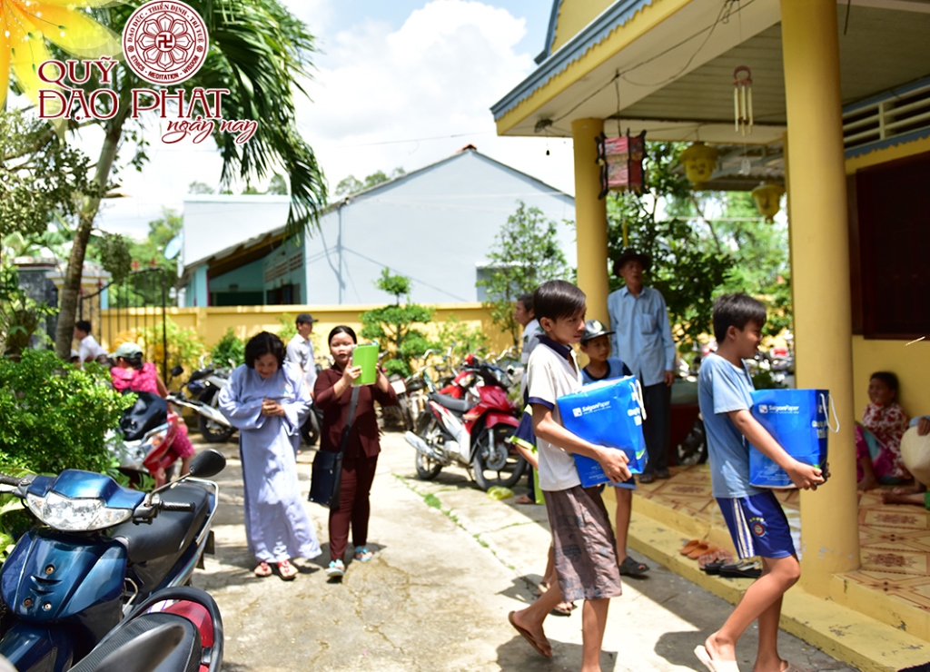 Quỹ Đạo Phật Ngày Nay-Tổng Kết Chương Trình: Lễ Khánh Thành Cầu Đường Và Trao Quà Tại Tiền Giang (C72a)