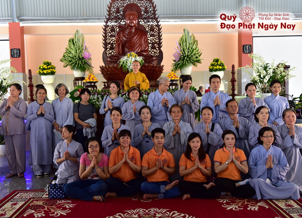 Quỹ Đạo Phật Ngày Nay: Tổng kết cúng dường Trai tăng Học viện Phật Giáo Việt Nam tại TP.HCM_cơ sở Lê Minh Xuân T7/2016 ( C76c)