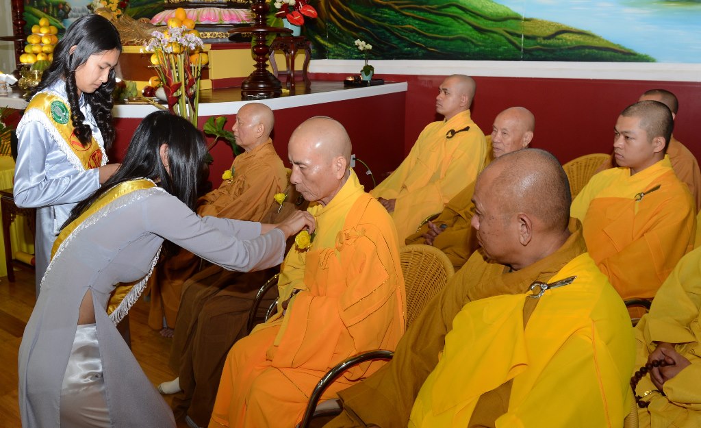 Hoa Kỳ: Đại Lễ Vu Lan PL. 2560 tại niệm Phât Đường Fremont, California