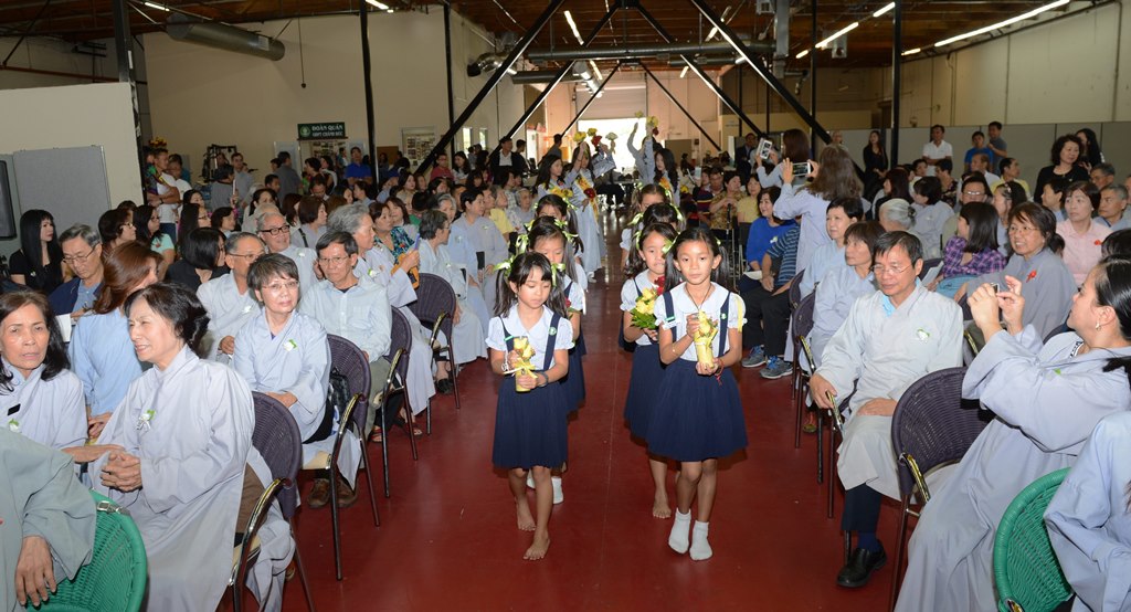 Hoa Kỳ: Đại Lễ Vu Lan PL. 2560 tại niệm Phât Đường Fremont, California