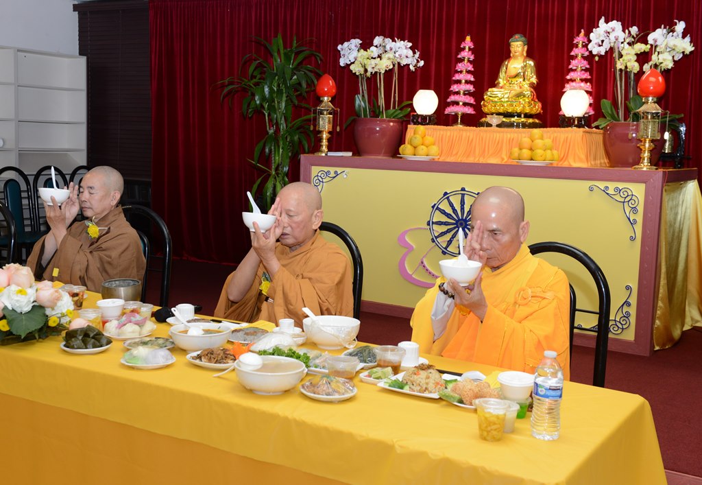 Hoa Kỳ: Đại Lễ Vu Lan PL. 2560 tại niệm Phât Đường Fremont, California