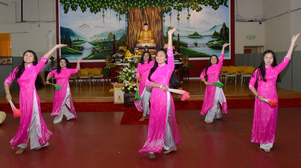 Hoa Kỳ: Đại Lễ Vu Lan PL. 2560 tại niệm Phât Đường Fremont, California