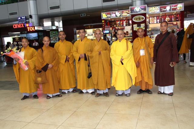 Ninh Thuận - Hình ảnh cung nghinh chư tôn đức Tăng Ni và quá trình hoàn thiện thiết trí đại giới đàn