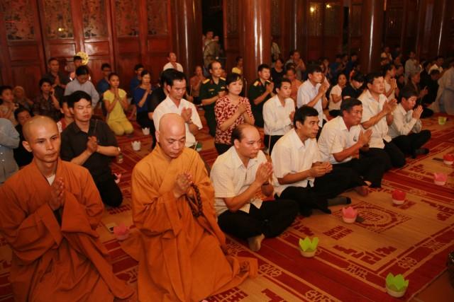 Thái Bình: Đêm hoa đăng cầu siêu tại đền thờ liệt sĩ tỉnh
