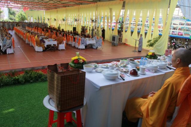 Thái Bình: Pháp hội cúng dường trai Tăng tại chùa Từ Xuyên