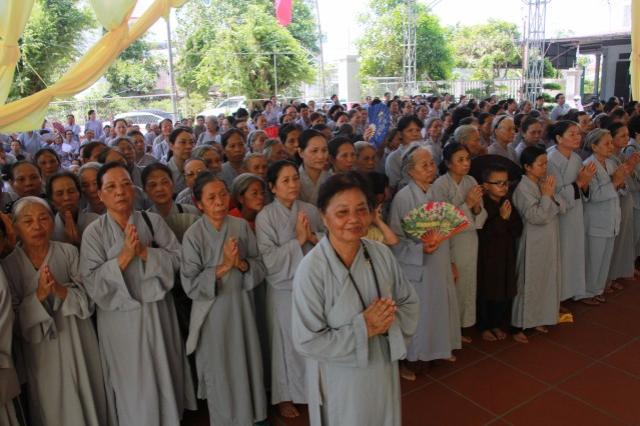 Thái Bình: Pháp hội cúng dường trai Tăng tại chùa Từ Xuyên