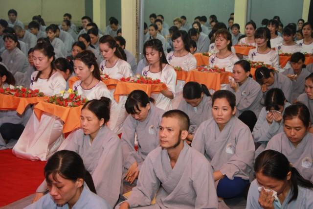 Thái Bình: Hơn 400 công nhân may dự lễ Vu Lan