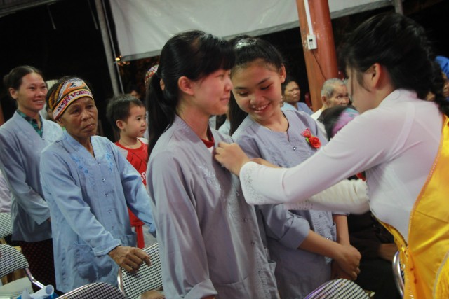 Thái Bình: Vu Lan về với bệnh nhân Phong