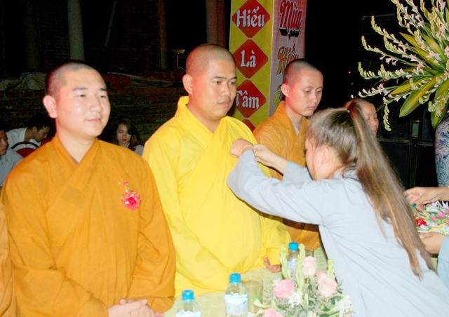 Nga Sơn: Pháp hội Vu Lan Báo hiếu - PL.2560 tại Chùa Sùng Quang