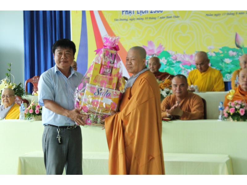 PG Đồng Tháp: Chùa Đức Long bế giảng khóa an cư