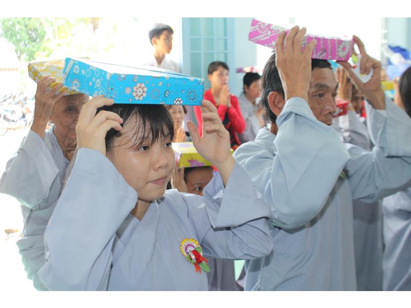 PG Đồng Tháp: Chùa Đức Long bế giảng khóa an cư