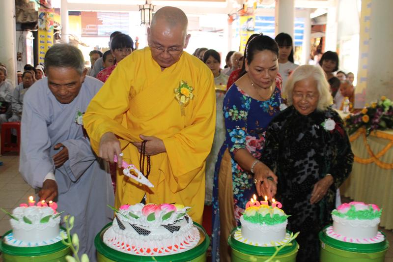 Sa Đéc: Lễ Húy Kỵ Hòa Thượng Khai Sơn và Vu Lan Báo Hiếu Chùa Phước Hưng.