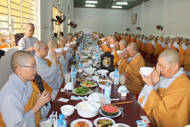 Bình Dương: Bồ Tát an cư hạ tuần tháng 5