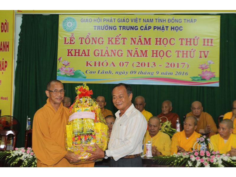 Đồng Tháp: Tổng kết năm 3 &amp; Khai giảng năm học mới Trường TCPH Đồng Tháp.