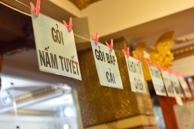 Quỹ Đạo Phật Ngày Nay: Tổ chức tiệc buffet chay gây quỹ từ thiện