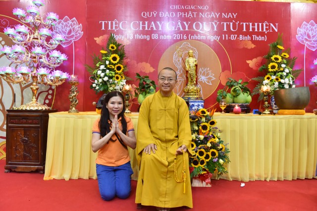 Quỹ Đạo Phật Ngày Nay: Tổ chức tiệc buffet chay gây quỹ từ thiện