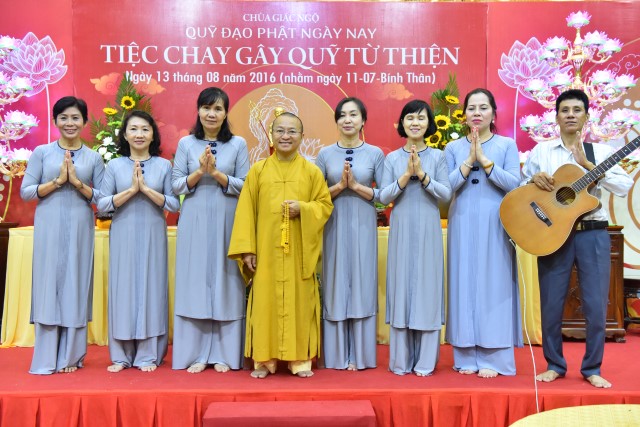 Quỹ Đạo Phật Ngày Nay: Tổ chức tiệc buffet chay gây quỹ từ thiện