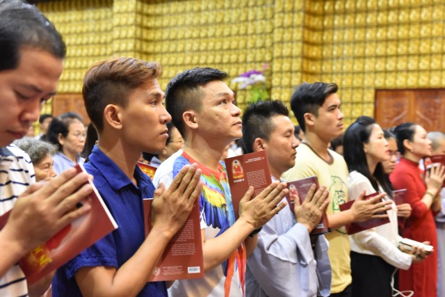 Chùa Giác Ngộ: Lễ tụng kinh cầu an cho ca sĩ Minh Thuận