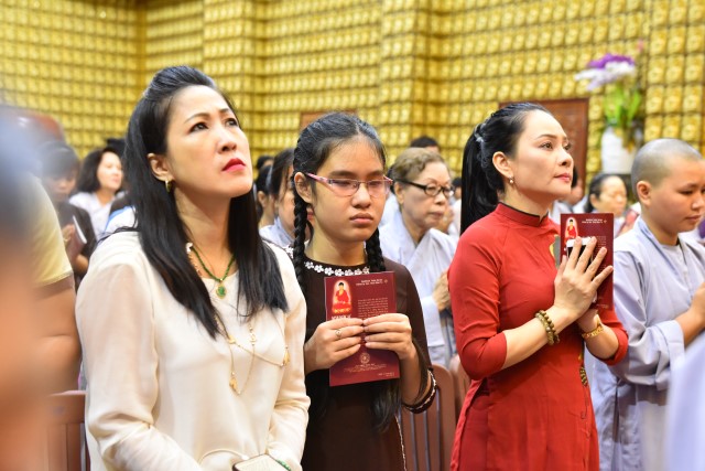 Chùa Giác Ngộ: Lễ tụng kinh cầu an cho ca sĩ Minh Thuận
