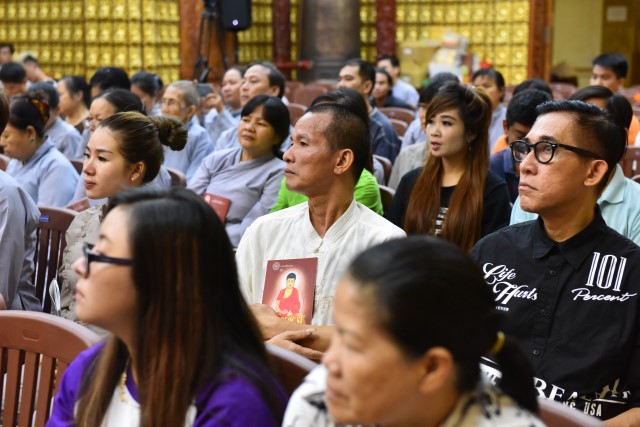 Chùa Giác Ngộ: Lễ tụng kinh cầu an cho ca sĩ Minh Thuận