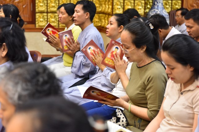 Chùa Giác Ngộ: Lễ tụng kinh cầu an cho ca sĩ Minh Thuận