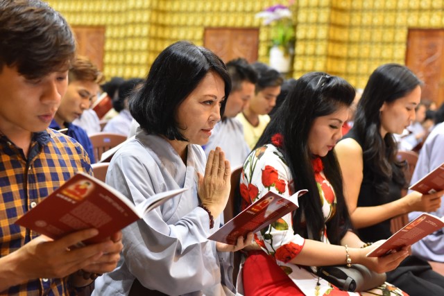 Chùa Giác Ngộ: Lễ tụng kinh cầu an cho ca sĩ Minh Thuận