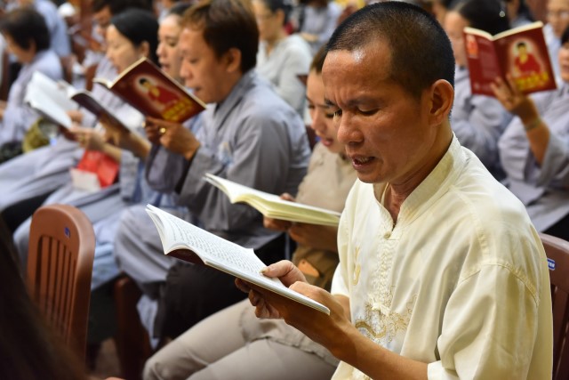 Chùa Giác Ngộ: Lễ tụng kinh cầu an cho ca sĩ Minh Thuận