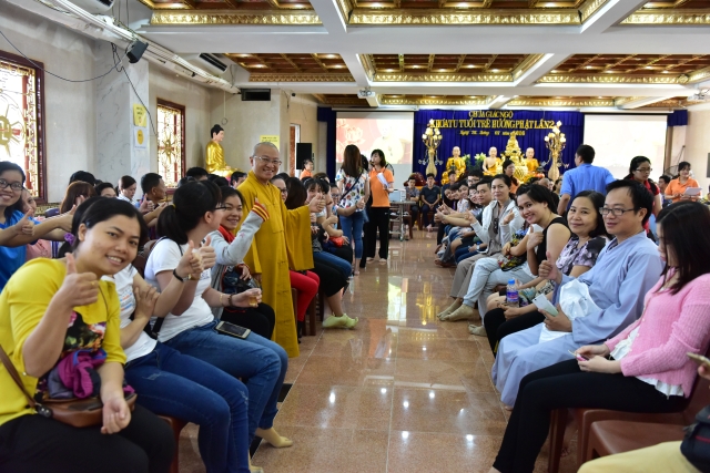 Quỹ Đạo Phật Ngày Nay: 239 người tham gia hiến máu nhân đạo đợt 6