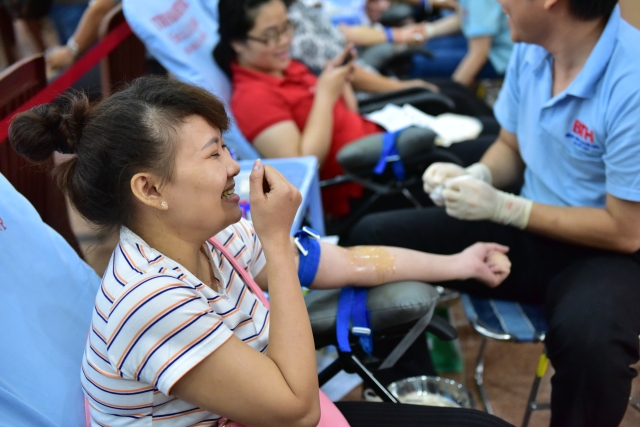 Quỹ Đạo Phật Ngày Nay: 239 người tham gia hiến máu nhân đạo đợt 6