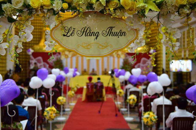 Chùa Giác Ngộ: Lễ hằng thuận của Phật tử Thanh Tú và Minh Tú