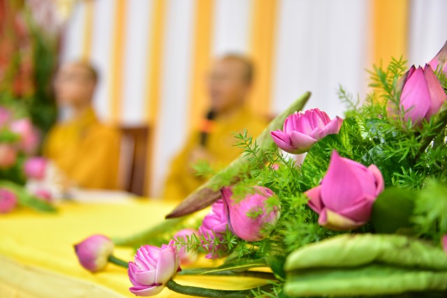 Chùa Giác Ngộ: Lễ hằng thuận của Phật tử Thanh Tú và Minh Tú