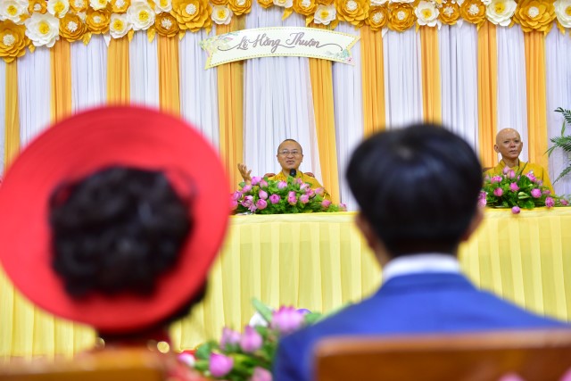 Chùa Giác Ngộ: Lễ hằng thuận của Phật tử Thanh Tú và Minh Tú