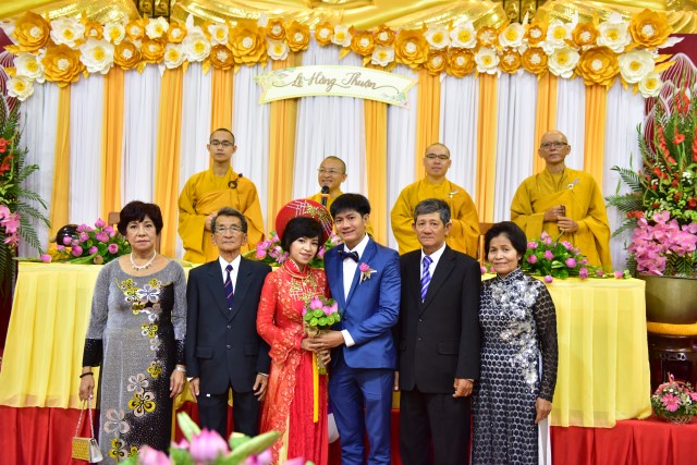 Chùa Giác Ngộ: Lễ hằng thuận của Phật tử Thanh Tú và Minh Tú