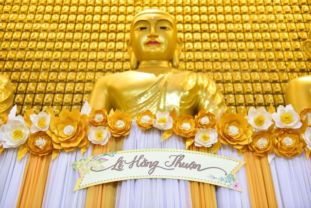 Chùa Giác Ngộ: Lễ hằng thuận của Phật tử Thanh Tú và Minh Tú