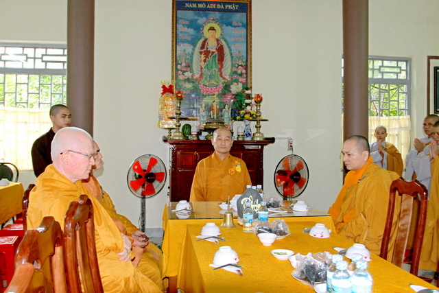 Khánh Hòa: Ninh Hòa tổ chức Khóa tu một ngày an lạc lần III