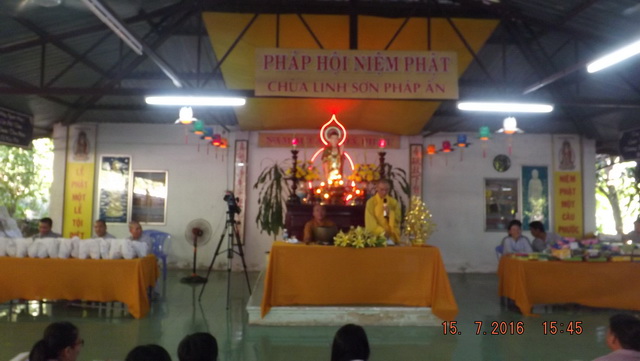 Chùa Linh Sơn Pháp Ấn tổ chức khóa tu mùa hè lần 8