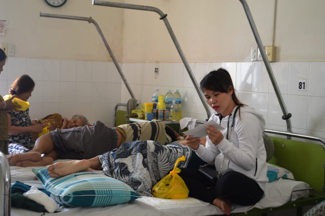 Khánh Hòa: Chùa Nghĩa Hương tặng 320 phần quà